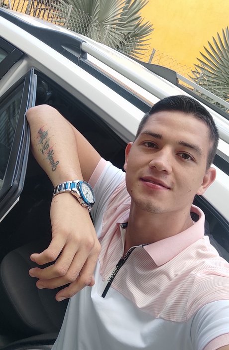 Alejandro G mez exklusive nackten bilder