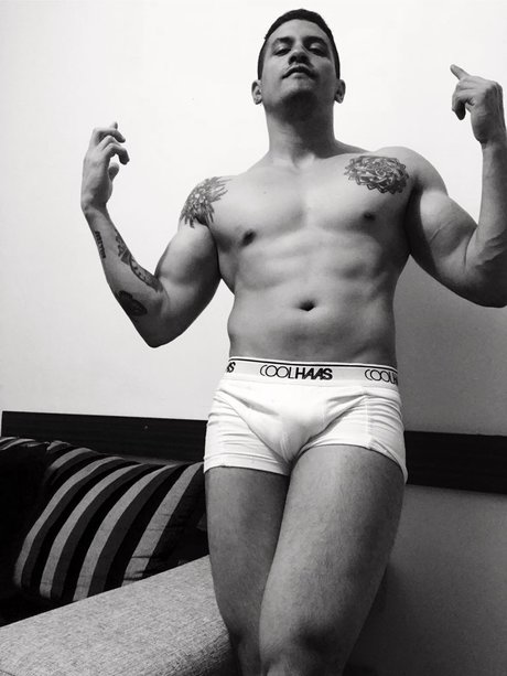 papa onlyfans top nackt foto