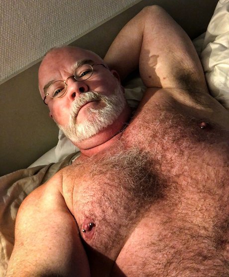ohthatbear nackt sex foto