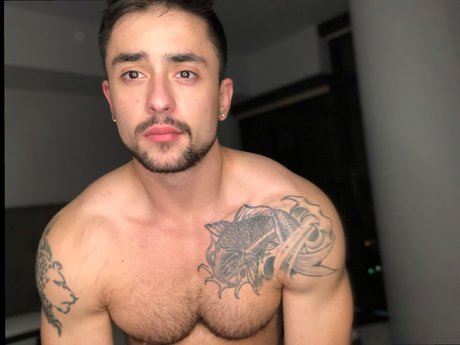 Leo Alexander freie sexy bild