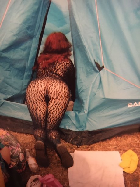 SHY BBY REDHEAD FOXY xxx sex bilder