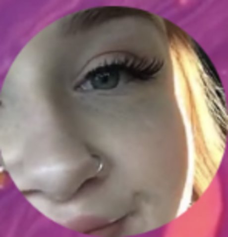 Olivia Lights nackt akt foto