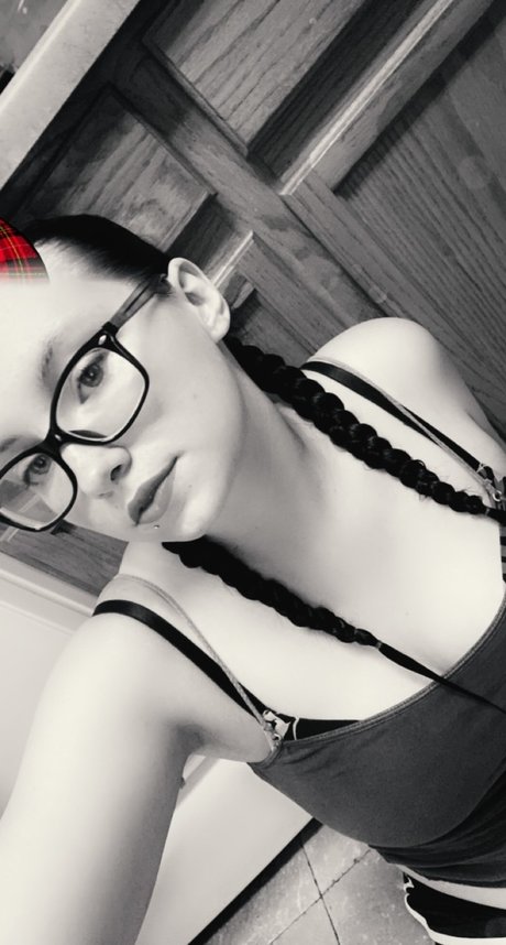 Alanta H heiße nackte archiv