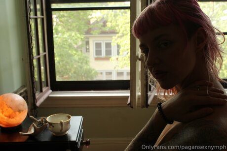 Kitten Nymph nackt perfekte archiv