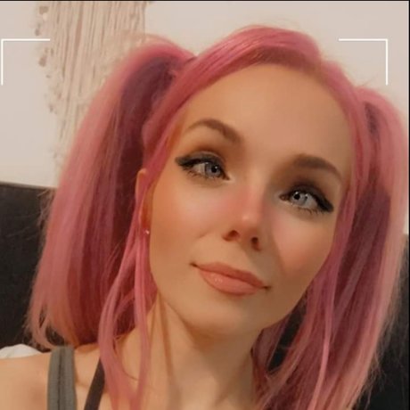 _Oral Fixation Baddie_ schauspielerin top fotos