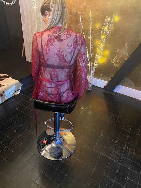 Parejaliberal hübsche exklusive archiv