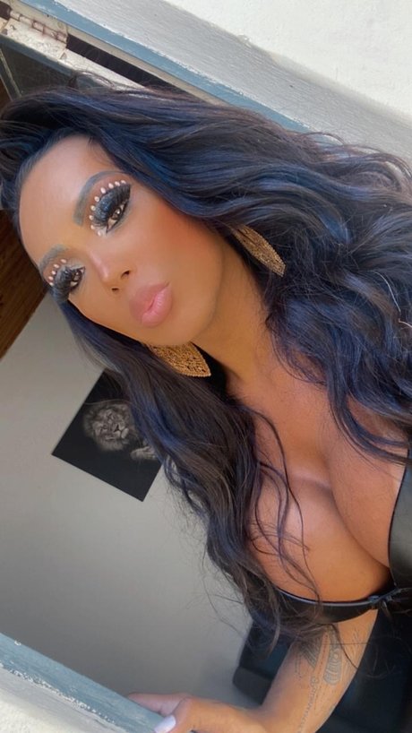 Roberta Palace nacktheit schöne galerie