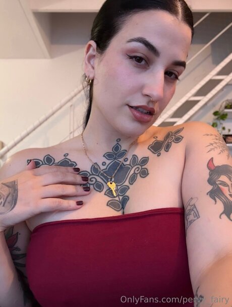 Pervy Fairy nackte pornostar foto