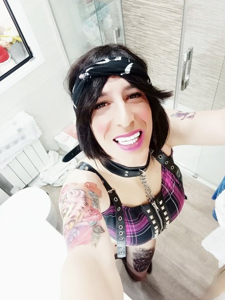 Penelope Crossdesser xxx hübsche fotos