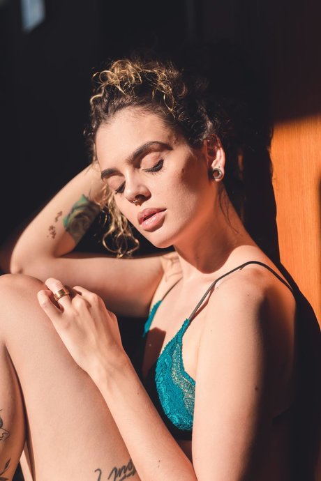 Clara Luas pornostar schöne galerie