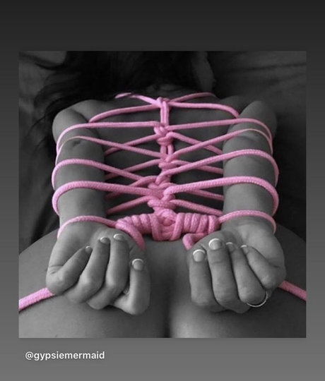 Pinkk MilkMarie perfekte sexy foto