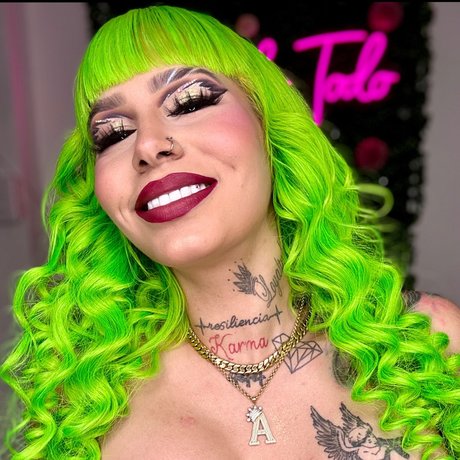 Kisha sexy top galerie