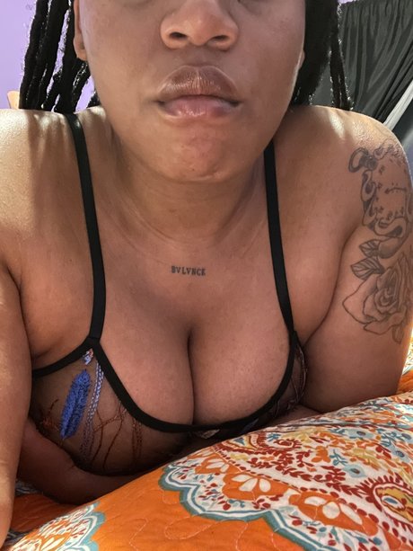 Big M pornostar hübsche bild