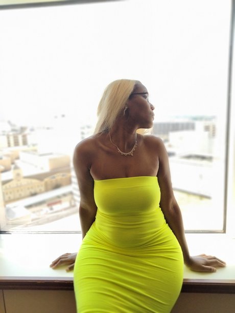 Nokachino nacktheit exklusive galerie