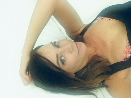 Fluffy Bunny top nackte fotos