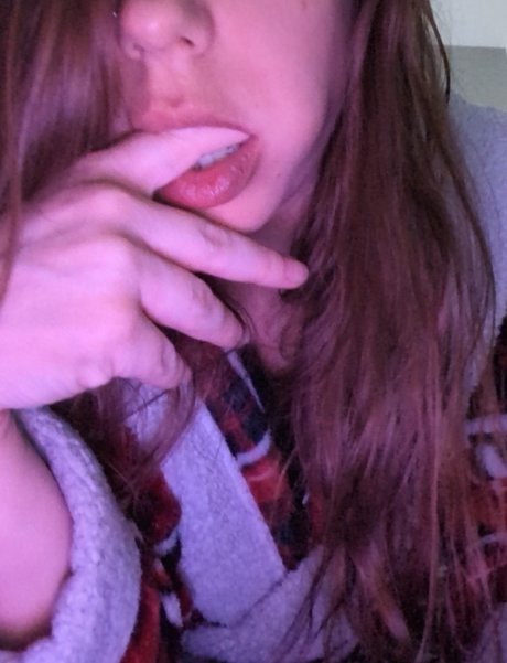 Petite Piper sexy erwachsene bild