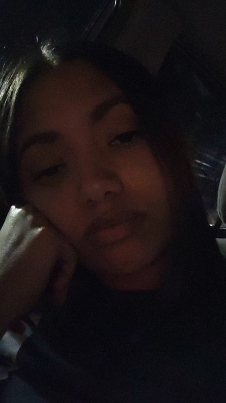 Reynaa nackt exklusive galerien