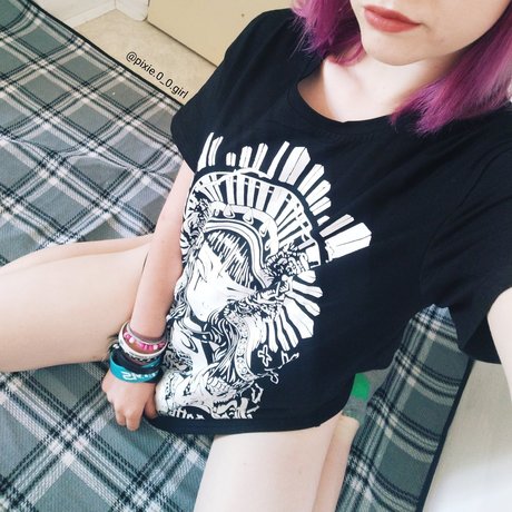 _Pixie_ model porno foto