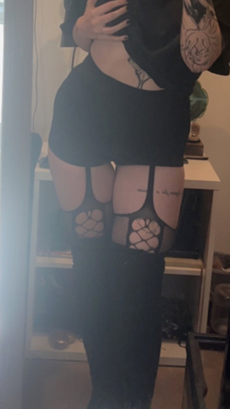 Piper Flame_ schöne erwachsene bild