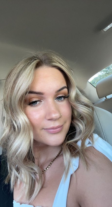 Danielle M_ erwachsene nacktheit fotos