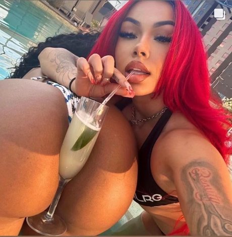 Claudia Wright model xxx archiv