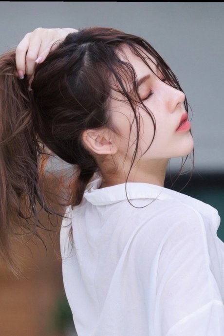 Nong Praew nackt freie fotos