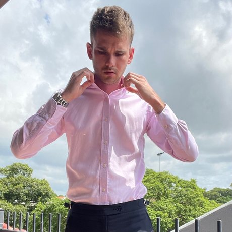 James Michael Official nackt schöne bild