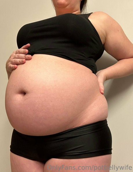 potbellywife schöne pornostar foto