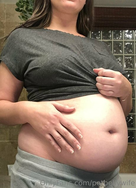 potbellywife schauspielerin pornografische bilder