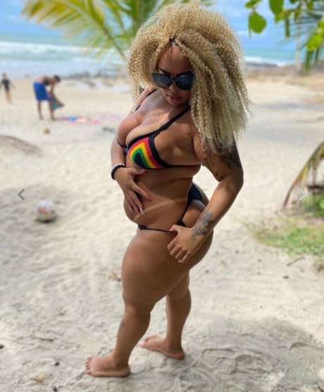 Alicia Carvalho exklusive porno archiv