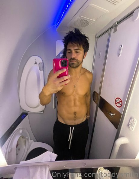 toddysmith model akt galerien