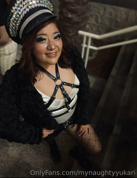 mynaughtyyukari xxx erotische galerien