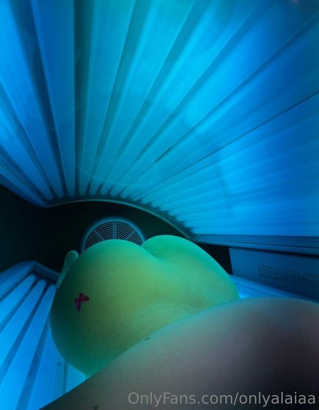 onlyalaiaa schauspielerin nette fotos