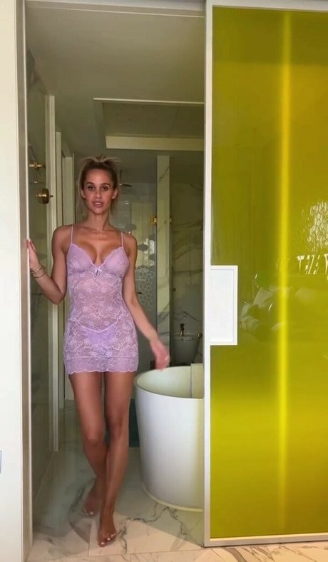 Emily Shakarji hd pornographische galerien