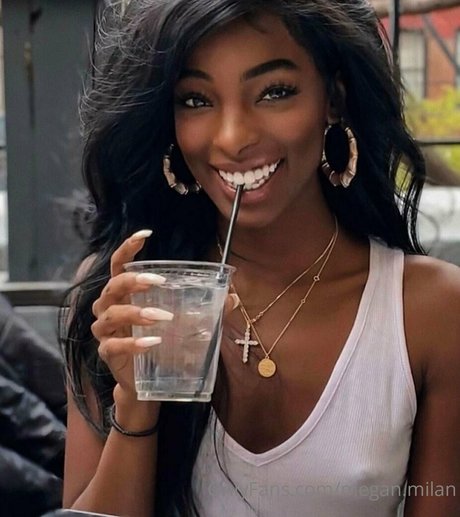 heiße asiatische onlyfans sexy nackt fotos