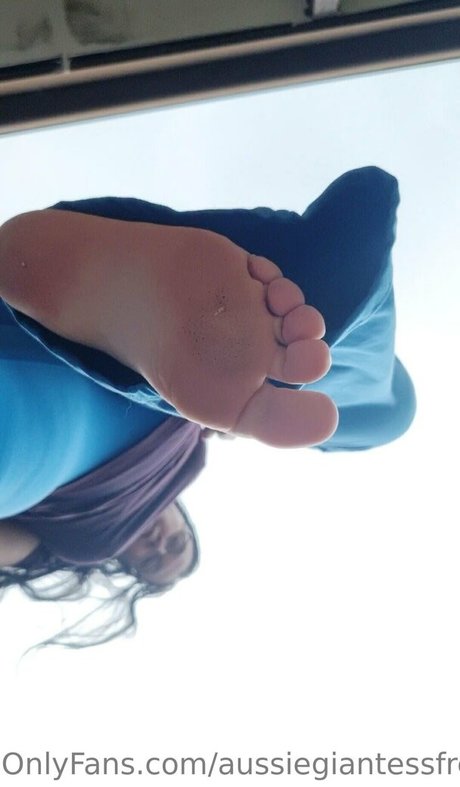 aussiegiantessfree porno xxx bild