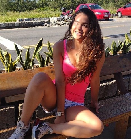 Izabelly Linhares beste porno foto