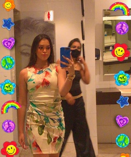 Izabelly Linhares kostenlose heiße galerie