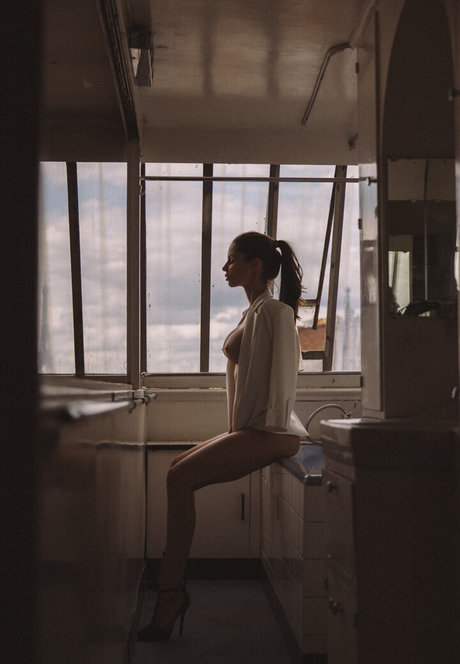 Budai Brigi nacktheit heiße bilder