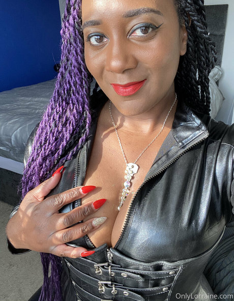 mslorraineldn nacktheit pornografische bilder