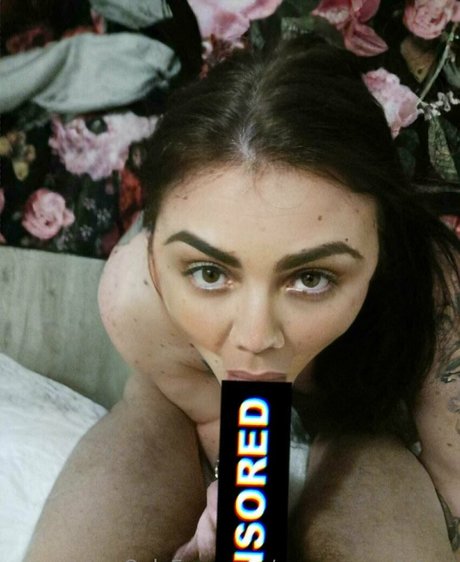 momssecretsfree nackt fotos