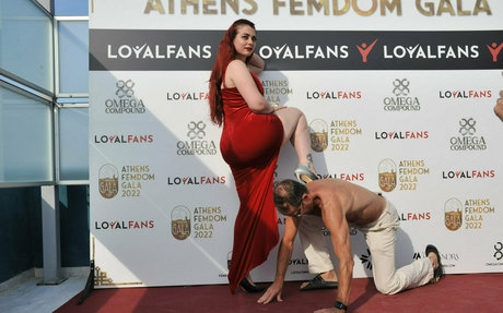 ayaqueenil nackt sexy galerie