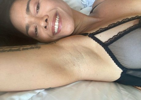 thedanavespoli pornostar sexy bild