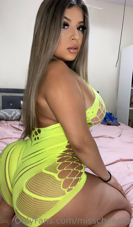 nackt duschen onlyfans exklusive kunst bilder