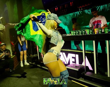 Paloma Lopes xxx freie galerien