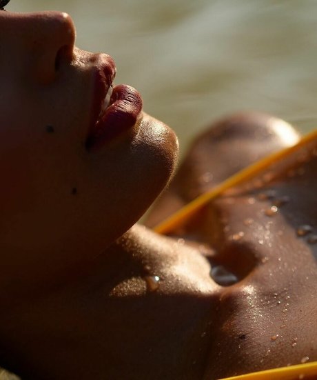 aus onlyfans nackt schöne galerie