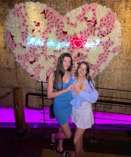 teen webcam onlyfans nacktheit erwachsene bild