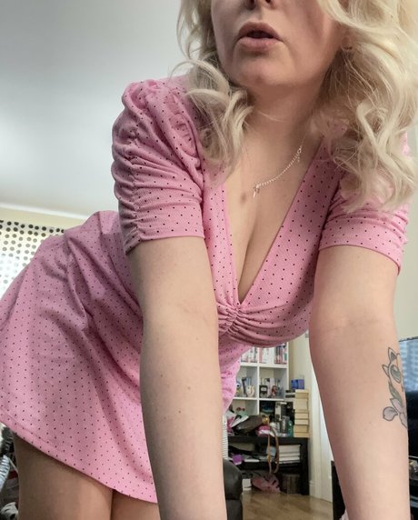 curvydanni exklusive akt galerie