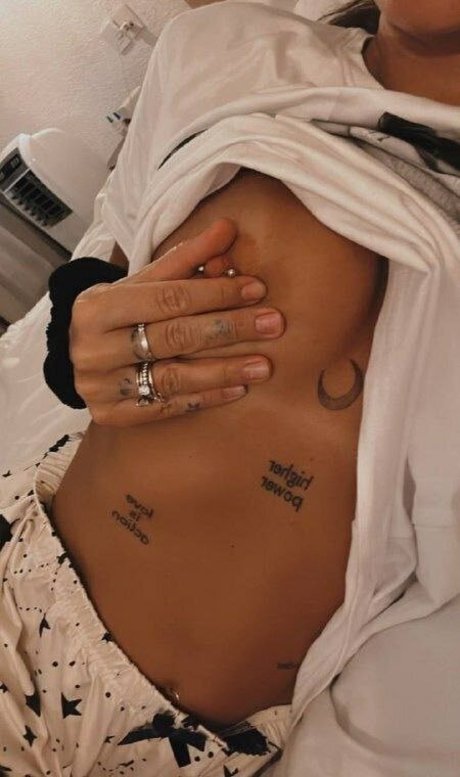 Aiza Dolmatova erwachsene kostenlose fotos