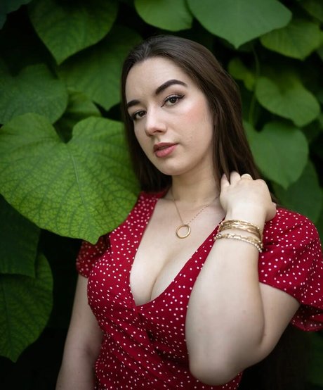 Miss Mikkaa top freie bilder